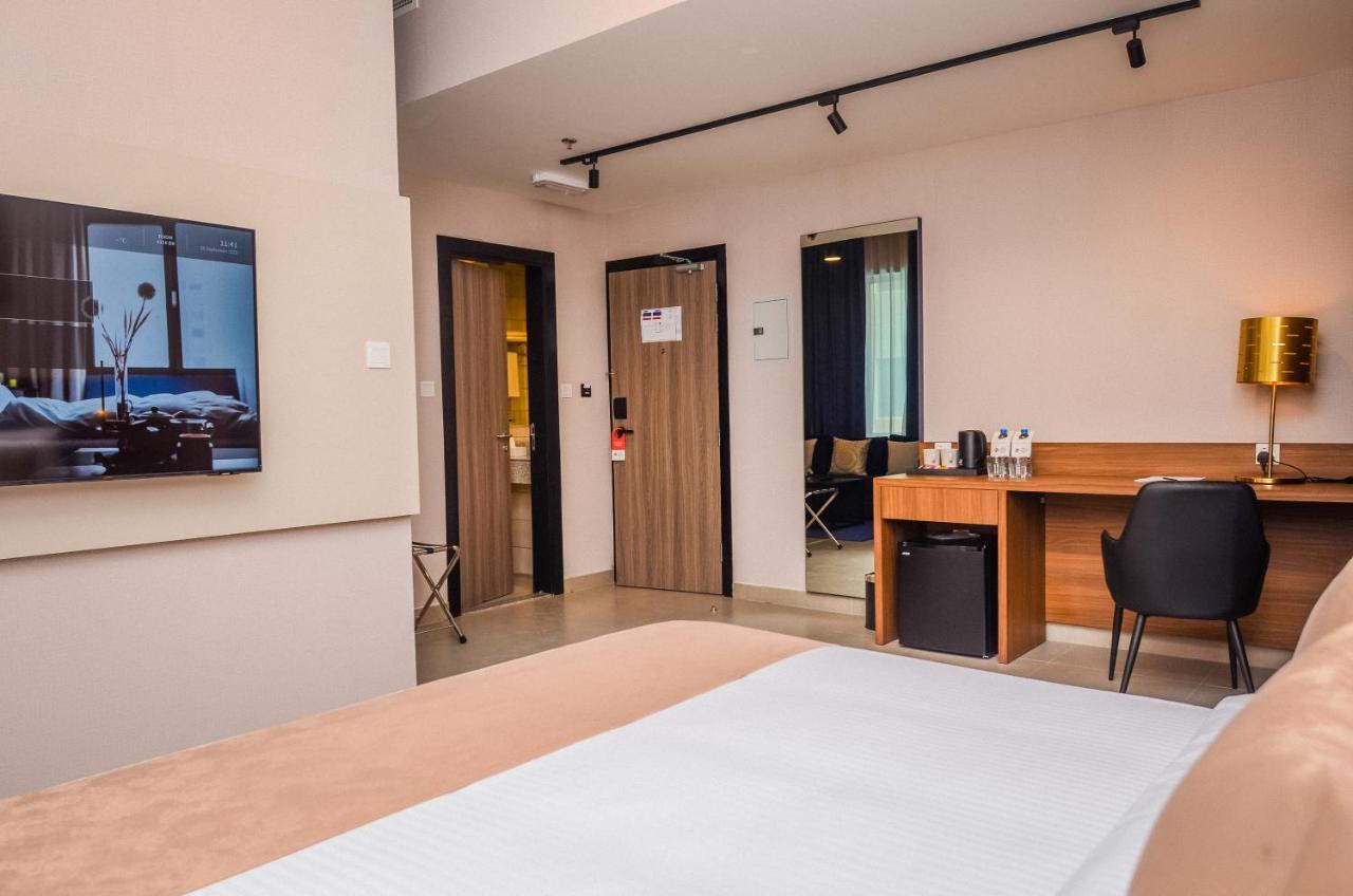 Vogo Grand Hotel Formerly Best Western Plus Hotel Dubai Academic City Экстерьер фото