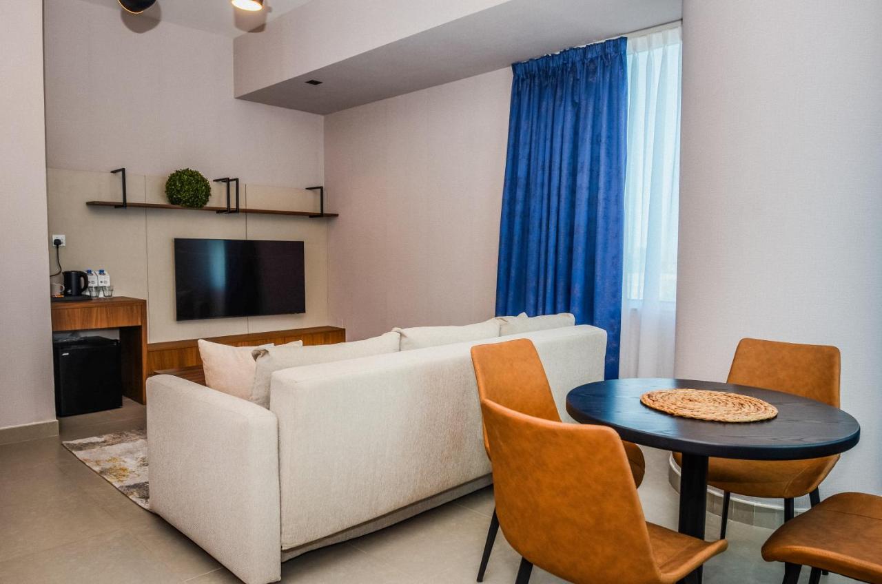 Vogo Grand Hotel Formerly Best Western Plus Hotel Dubai Academic City Экстерьер фото