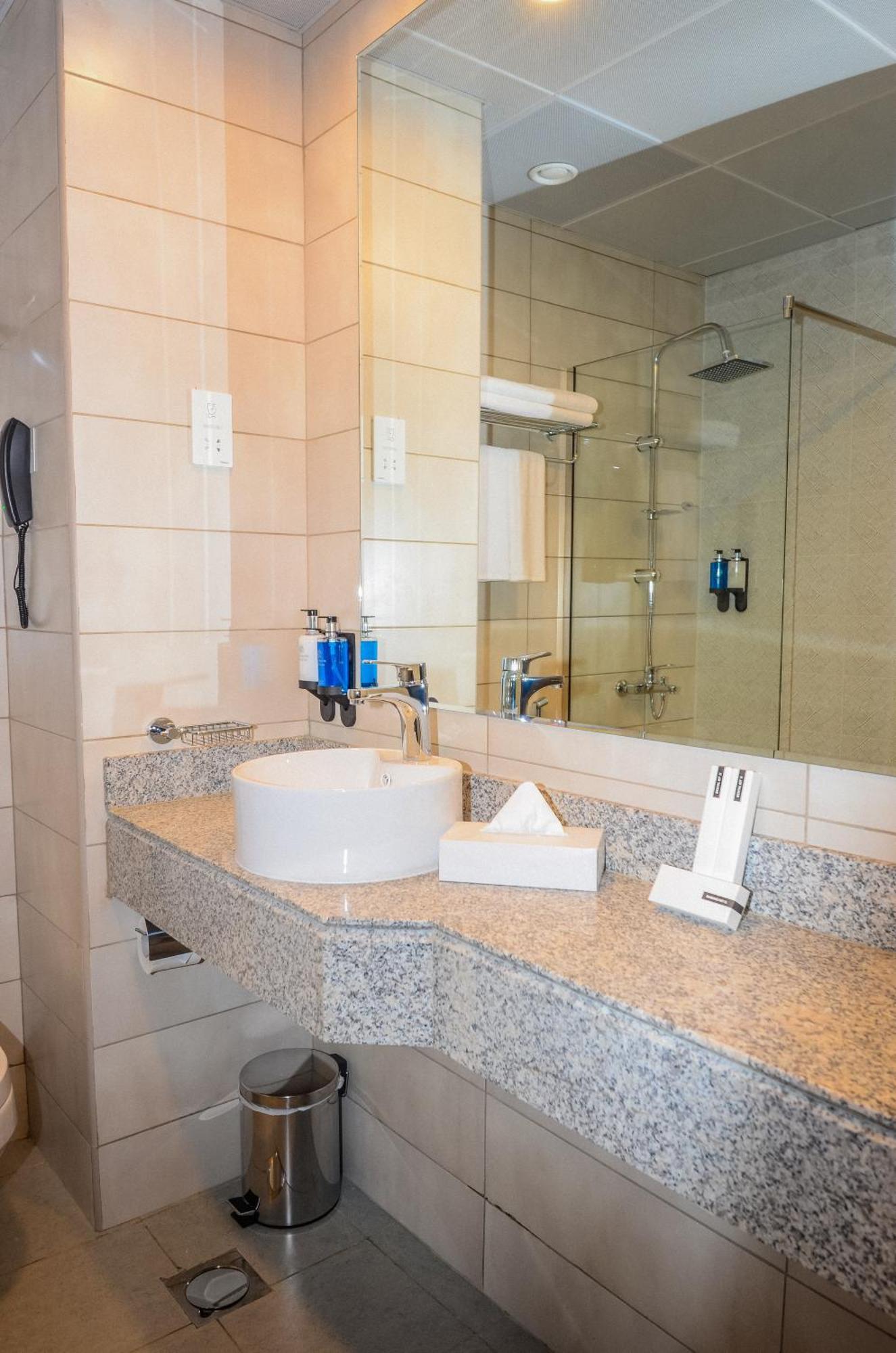 Vogo Grand Hotel Formerly Best Western Plus Hotel Dubai Academic City Экстерьер фото